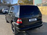 Mercedes-Benz ML 320 2000 года за 3 800 000 тг. в Жезказган – фото 2