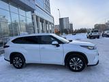 Toyota Highlander 2023 года за 25 000 000 тг. в Астана – фото 4