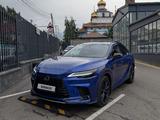 Lexus RX 500h 2023 года за 41 000 000 тг. в Алматы