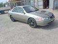 Toyota Camry 2000 года за 3 500 000 тг. в Алматы – фото 3