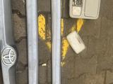 Молдинг двери крышки багажника педаль моторчик люка за 15 000 тг. в Алматы – фото 2