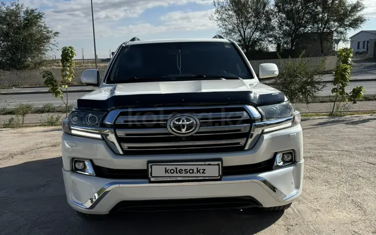 Toyota Land Cruiser 2017 годаfor34 000 000 тг. в Шымкент