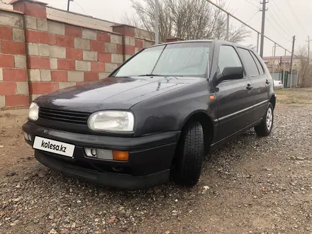 Volkswagen Golf 1994 года за 1 500 000 тг. в Алматы – фото 2