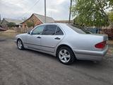 Mercedes-Benz E 230 1996 года за 3 000 000 тг. в Шахтинск – фото 3