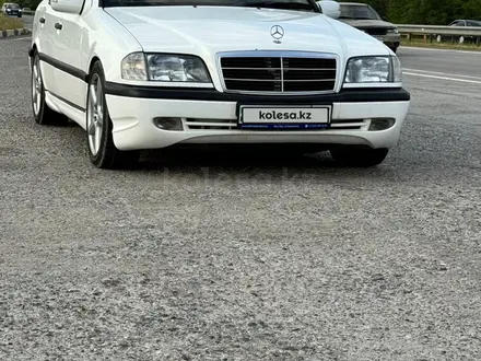 Mercedes-Benz C 180 1993 года за 2 850 000 тг. в Шымкент – фото 2
