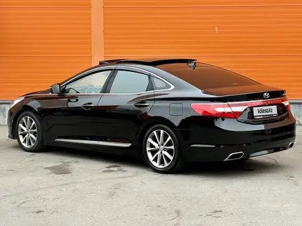 Hyundai Grandeur 2016 года за 9 700 000 тг. в Алматы – фото 25
