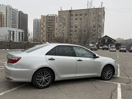 Toyota Camry 2015 года за 9 900 000 тг. в Алматы – фото 5