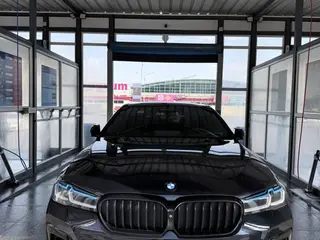 BMW 5 Series, 2021