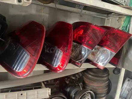 Фонари задание Toyota Ipsum Хрустальныйүшін30 000 тг. в Алматы – фото 3