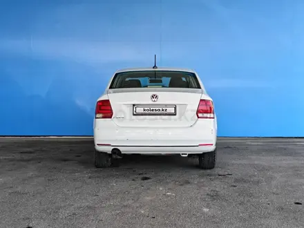 Volkswagen Polo 2019 года за 3 663 800 тг. в Шымкент – фото 4