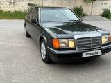 Mercedes-Benz E 230 1991 года за 2 700 000 тг. в Астана – фото 2