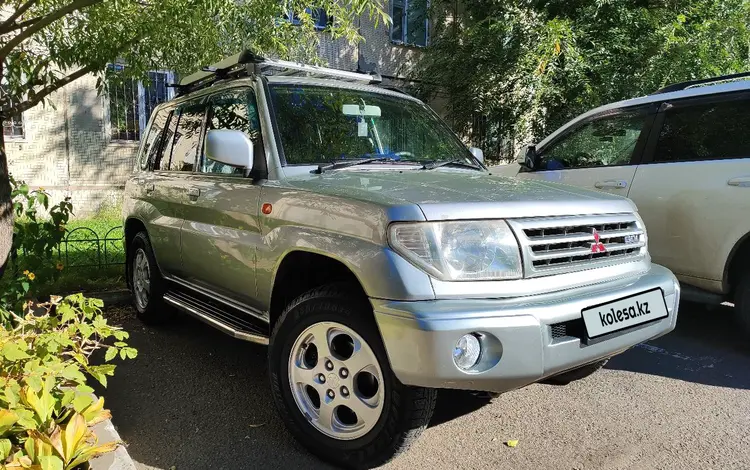 Mitsubishi Pajero iO 2000 годаfor3 900 000 тг. в Астана