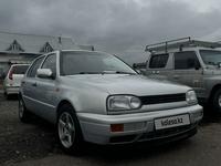 Volkswagen Golf 1997 года за 1 800 000 тг. в Алматы