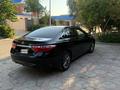 Toyota Camry 2017 года за 6 500 000 тг. в Атырау – фото 6