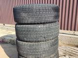 Зимняя резина липучка Bridgestone Blizzak 265/65 R17 за 85 000 тг. в Атырау – фото 3