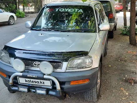 Toyota RAV4 1997 года за 2 600 000 тг. в Алматы – фото 6