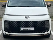 Hyundai Staria, 2024