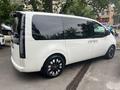 Hyundai Staria 2024 года за 22 800 000 тг. в Алматы – фото 4