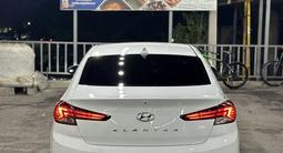 Hyundai Elantra 2018 года за 8 800 000 тг. в Шымкент – фото 5
