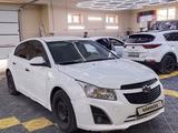 Chevrolet Cruze 2012 года за 2 300 000 тг. в Атырау – фото 3