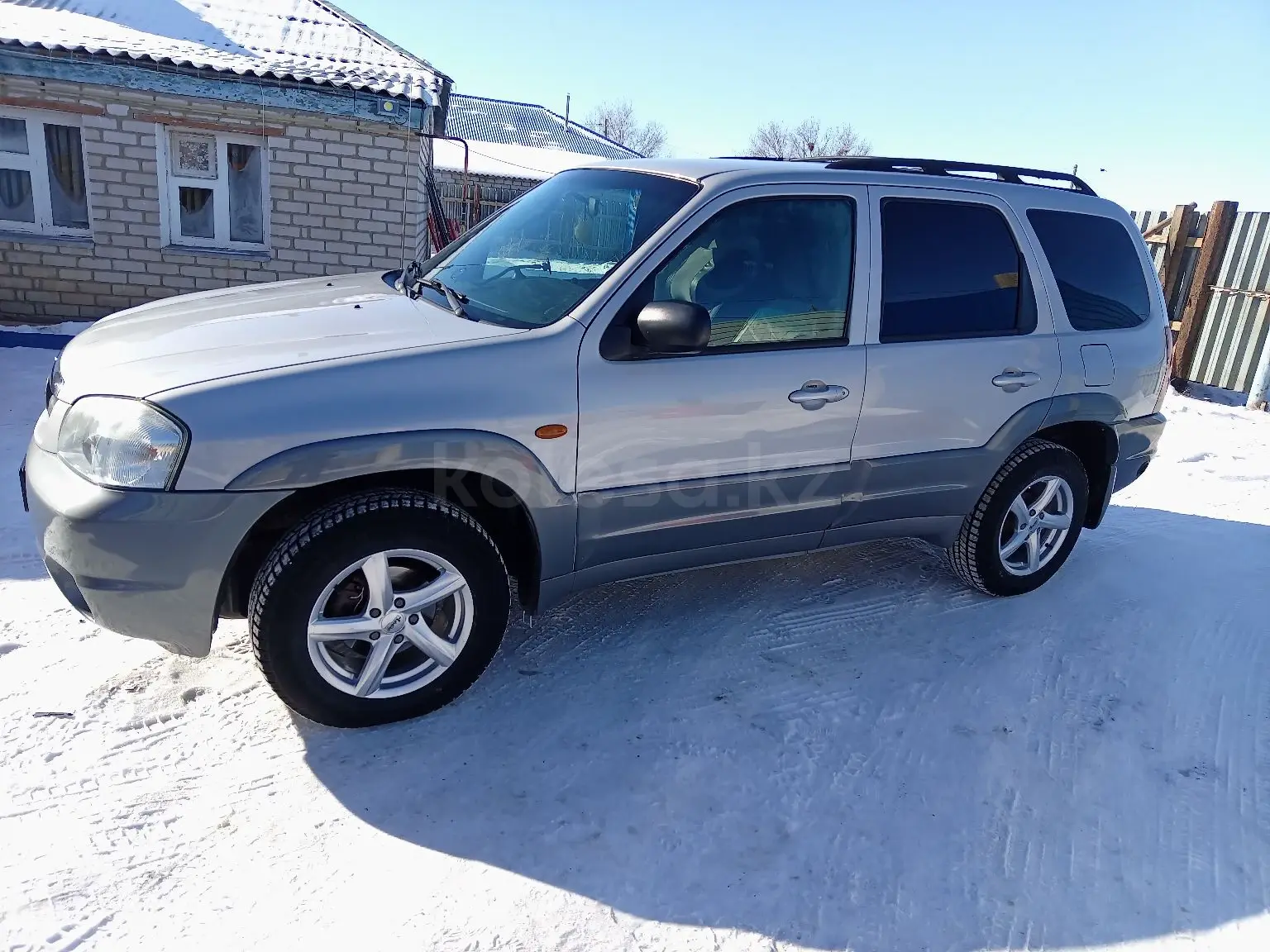 Mazda Tribute, 2001