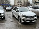 Volkswagen Polo 2016 годаfor5 900 000 тг. в Алматы – фото 2