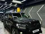 Toyota Land Cruiser 2021 года за 45 000 000 тг. в Астана
