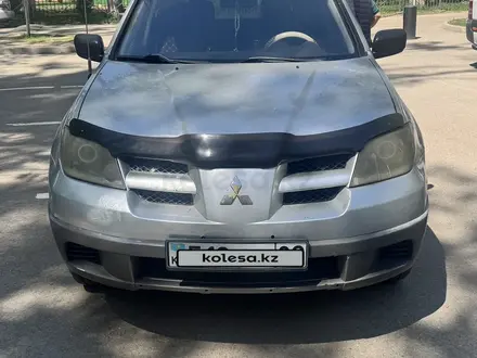Mitsubishi Outlander 2003 года за 3 000 000 тг. в Алматы – фото 3