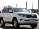 Toyota Land Cruiser Prado 2018 года за 22 500 000 тг. в Алматы – фото 3