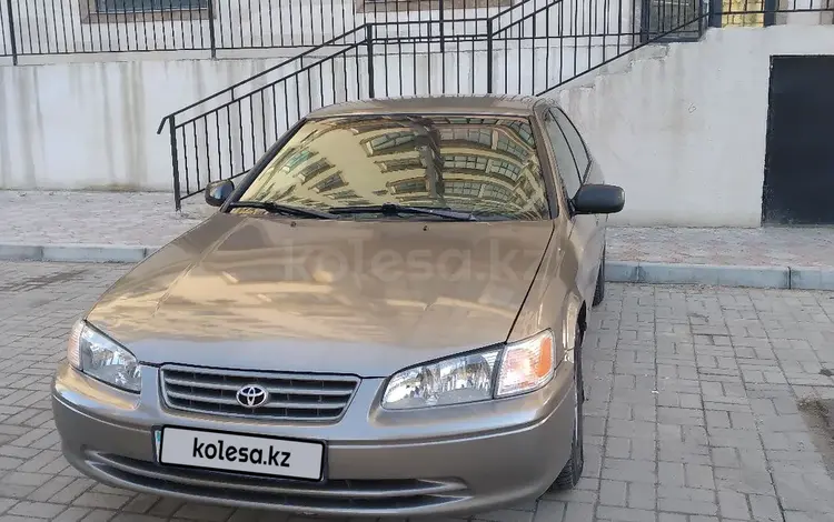 Toyota Camry 2000 года за 3 300 000 тг. в Актау