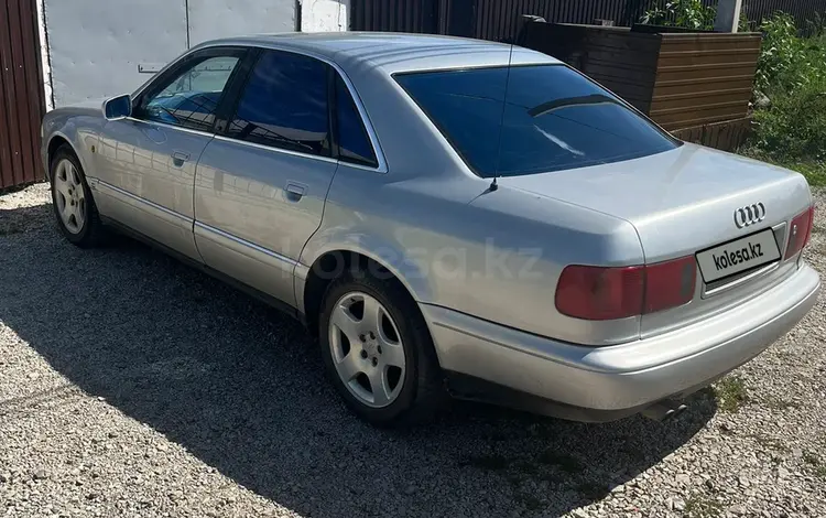 Audi A8 1995 года за 2 850 000 тг. в Астана