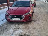 Hyundai Elantra 2017 годаfor8 000 000 тг. в Алматы