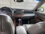 Toyota Camry 2003 годаүшін4 500 000 тг. в Тараз – фото 3