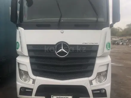 Mercedes-Benz  Actros 2015 года за 27 000 000 тг. в Алматы – фото 3