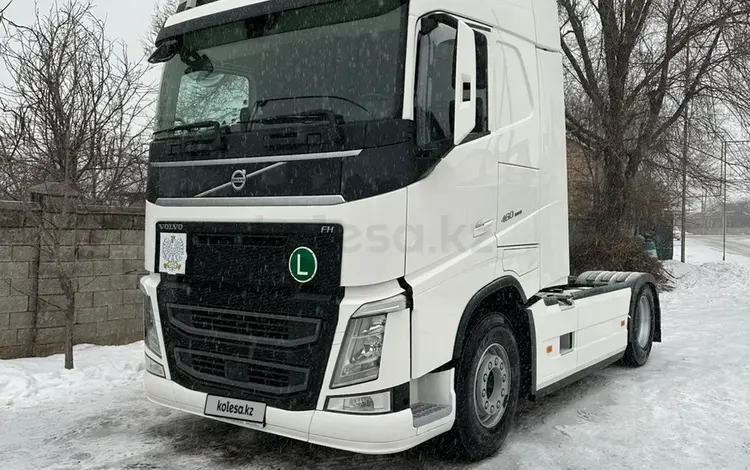 Volvo  FH 2018 года за 39 500 000 тг. в Алматы