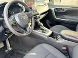 Toyota RAV4 2022 года за 14 500 000 тг. в Актау