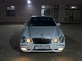 Mercedes-Benz E 320 2001 года за 6 000 000 тг. в Жанаозен – фото 2