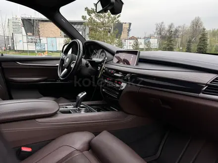 BMW X5 2014 года за 21 200 000 тг. в Алматы – фото 24