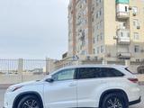 Toyota Highlander 2016 годаүшін8 800 000 тг. в Актау – фото 3