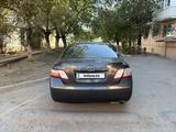 Toyota Camry 2007 годаүшін2 850 000 тг. в Караганда – фото 3