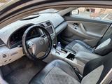 Toyota Camry 2007 годаүшін2 850 000 тг. в Караганда – фото 5