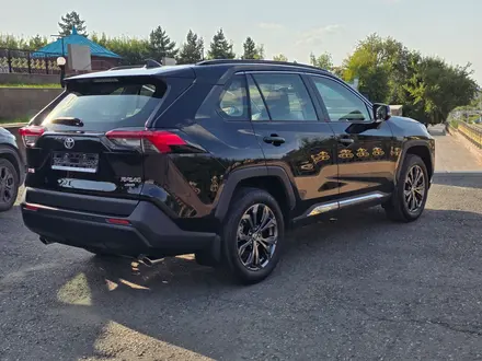 Toyota RAV4 2024 года за 21 990 000 тг. в Петропавловск – фото 11