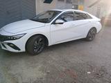 Hyundai Elantra 2023 года за 9 500 000 тг. в Астана – фото 2