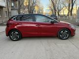 Hyundai i20 2023 года за 6 900 000 тг. в Караганда – фото 4