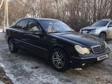 Mercedes-Benz C 200 2001 годаfor2 800 000 тг. в Алматы – фото 4