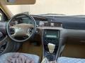 Toyota Camry 1997 года за 2 700 000 тг. в Жанаозен – фото 4