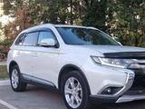 Mitsubishi Outlander 2015 года за 7 900 000 тг. в Караганда – фото 3