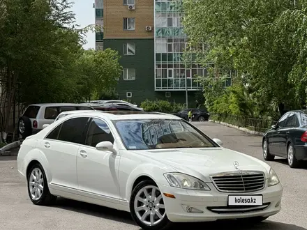 Mercedes-Benz S 500 2007 года за 6 800 000 тг. в Астана