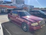 Mercedes-Benz C 180 1995 годаfor1 500 000 тг. в Караганда