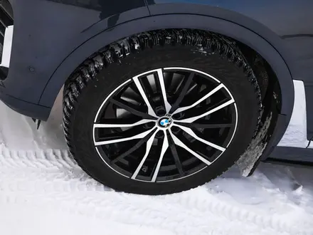 BMW X7 2021 года за 58 000 000 тг. в Астана – фото 15